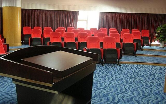 Huasheng Business Hotel