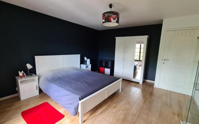 L'antre Parenthese de Sainte-Cecile