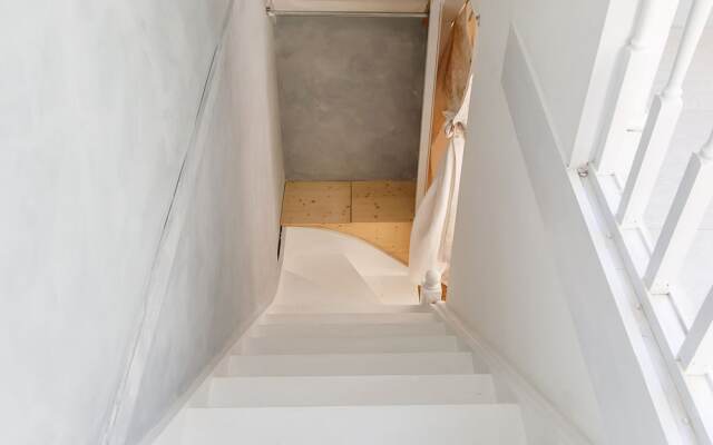 Terraced Townhouse Close to City Centre