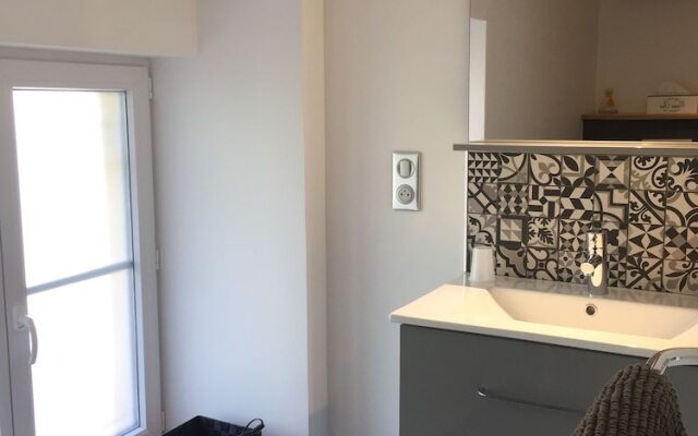 Gîte des Charmilles /La Maison des Gardes