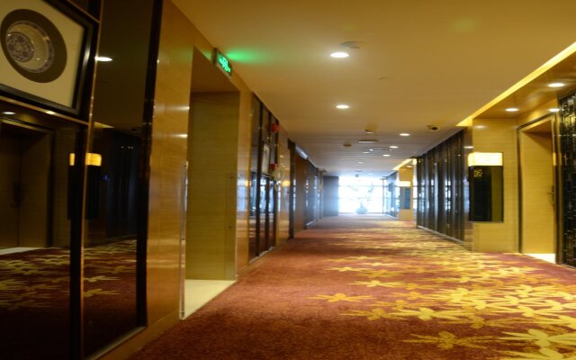 Chengdu Lyhn International Hotel