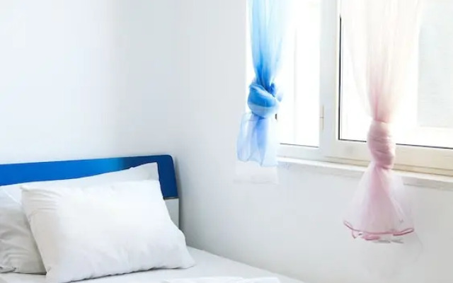 The Beachfront Apartment