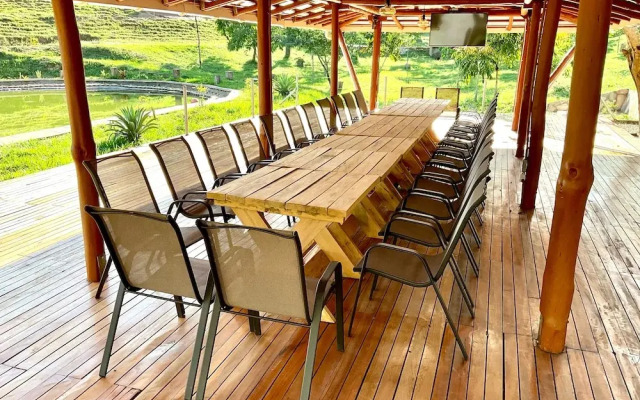 Zebi Ecolodge