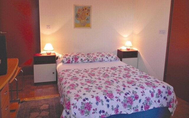 Amazing Home in Piran With Wifi and 2 Bedrooms