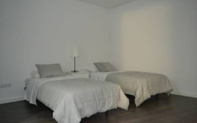 Room Gran Vía Apartments