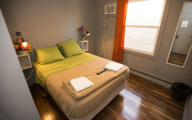 Explore Hotel & Hostel