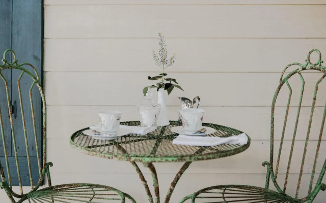 Bois Des Chenes Bed & Breakfast Inn