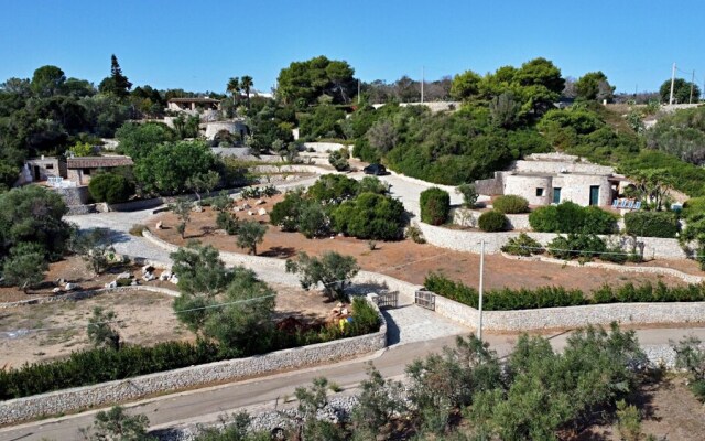 Villa Agapanto - Trullo Agap con Vista Mare e Giardino Privato