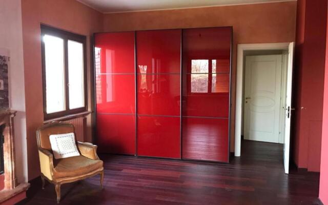 Remarkable 6 Bedrooms Villapiemonte With Land