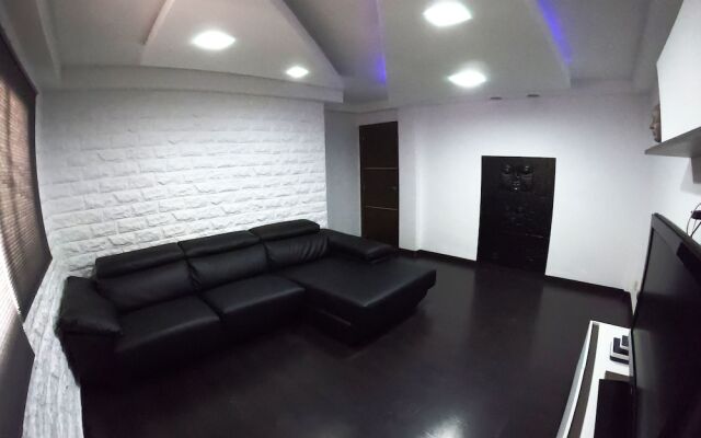 Buddha Apartment
