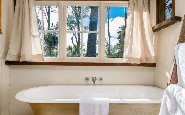 Bangalow Bungalow