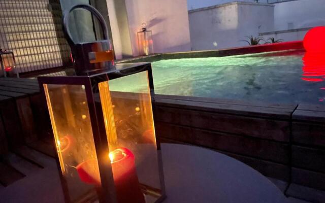 Bartago Luxury House