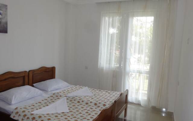 Hotel Ritsa