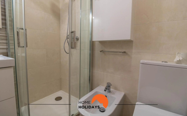 #043 Saradel Old Town Center Beach