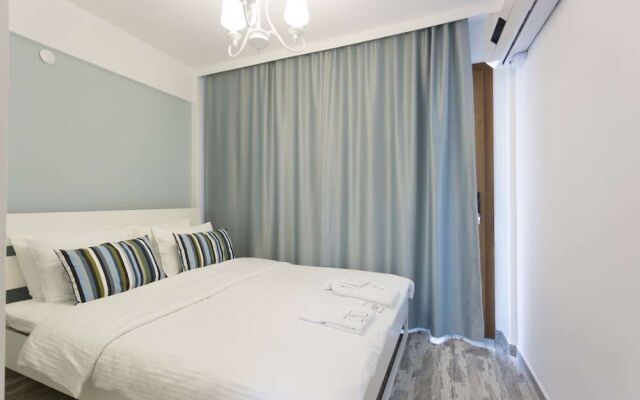 Alp Suites Limon