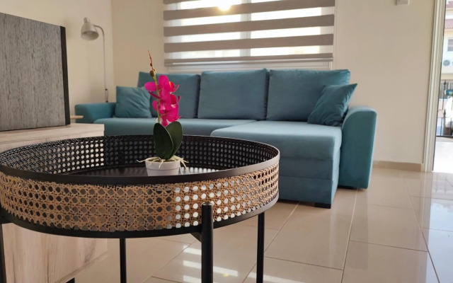 Lovely holiday home,Kapparis,2 swimming pools,Wifi