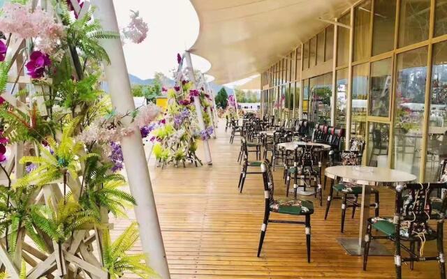 Micheng RV Lijiang Camping