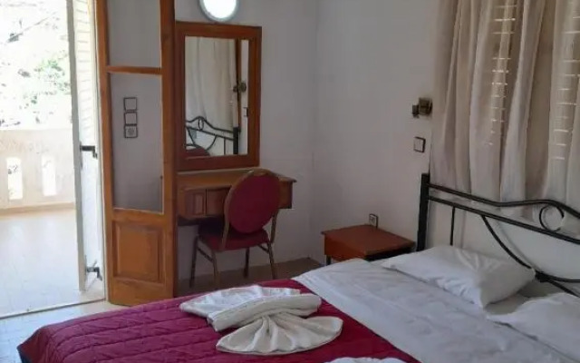 Dimitris Apartments
