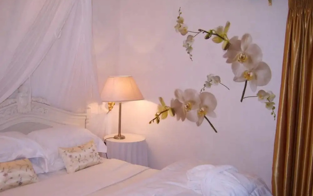 Emerald Guest House Springs