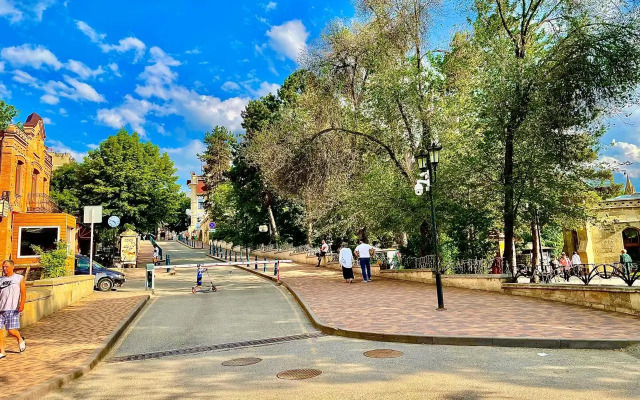 Апартаменты на улице Шаумяна 22