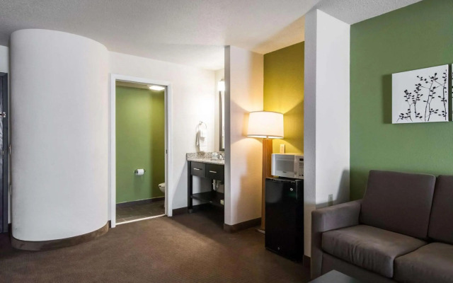 Sleep Inn & Suites