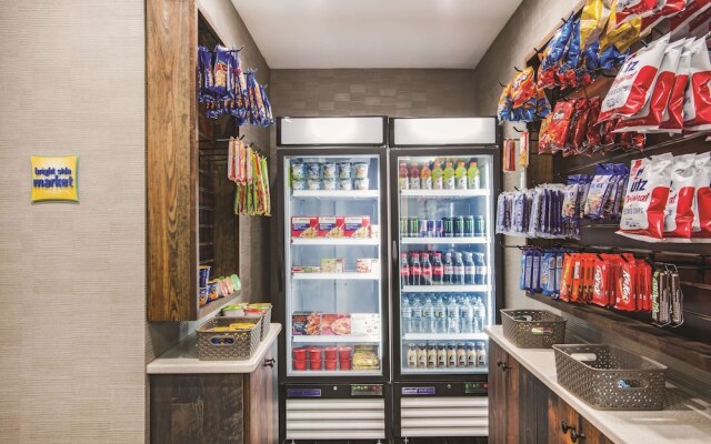 La Quinta Inn & Suites Chambersburg