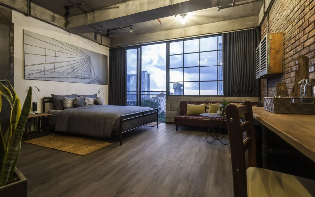 Bridges Danang Boutique Hotel