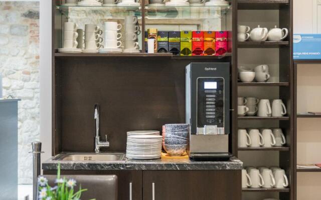 Palace Suites Heritage Hotel – Adults Only
