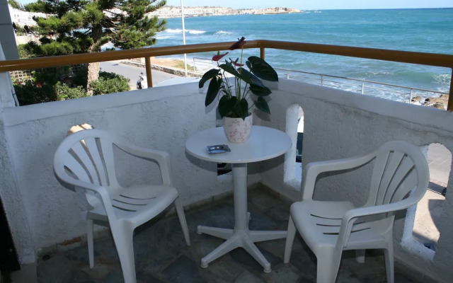 Blue Bay Apartments
