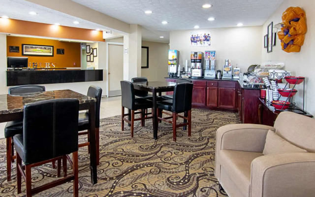 Auburn Lodge Near University