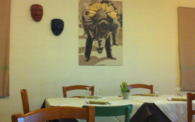 Green Gallery Hotel and Restaurant