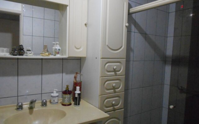 Gohouse - Loureiro 102