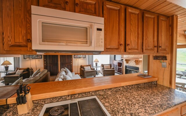Escape the heat in this family-friendly slopeside condo - No Cleaning Fee! by RedAwning