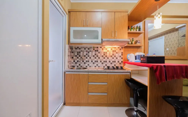 Cozy Stay 2BR @ Green Pramuka Apartment