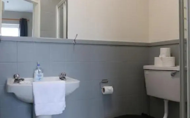 Rougey Lodge Hostel
