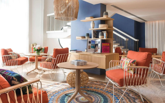 Croisette Beach Hotel Cannes - MGallery Collection