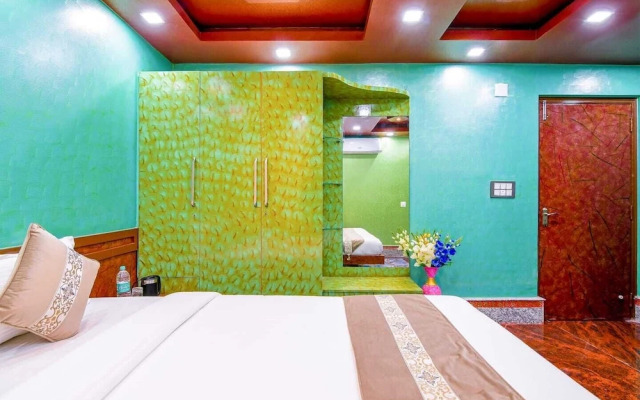 Hotel Rahi Crown by Stays Easy