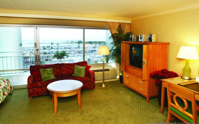 Waikiki Marina Resort at the Ilikai
