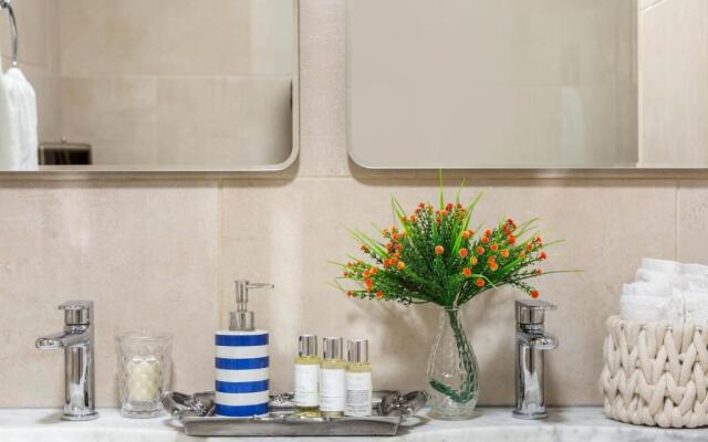 Park Lane Apartments - Clarges St