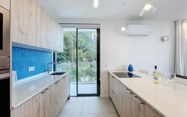 Mar Yam Sea by Atlantic Holiday
