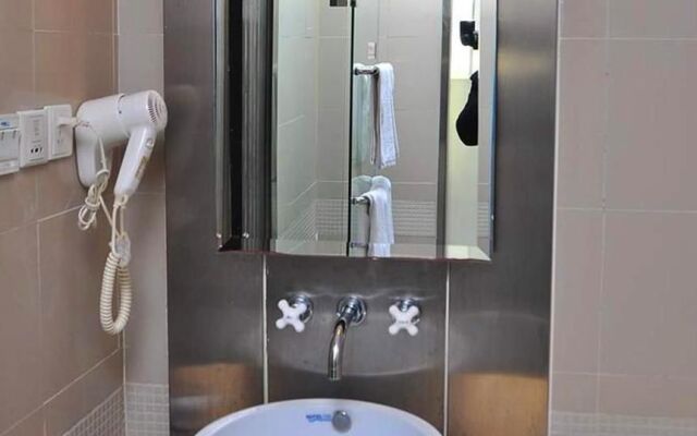 Motel 168 Wuxi Railway Station Branch