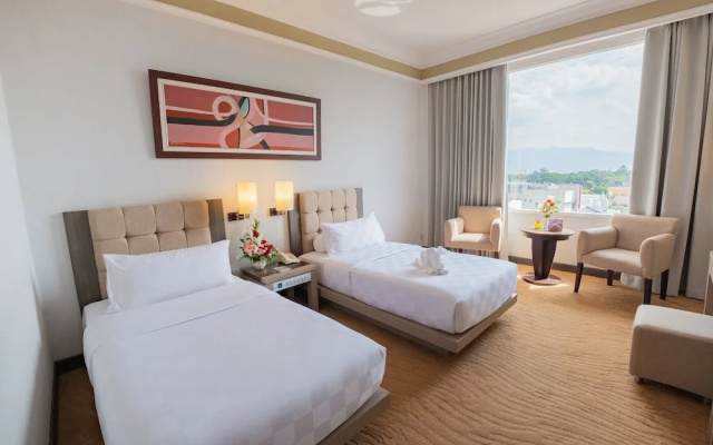 Grand Wahid Hotel – Guest Rooms – Salatiga