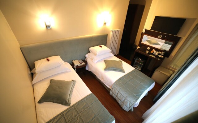 Tria Elegance Istanbul