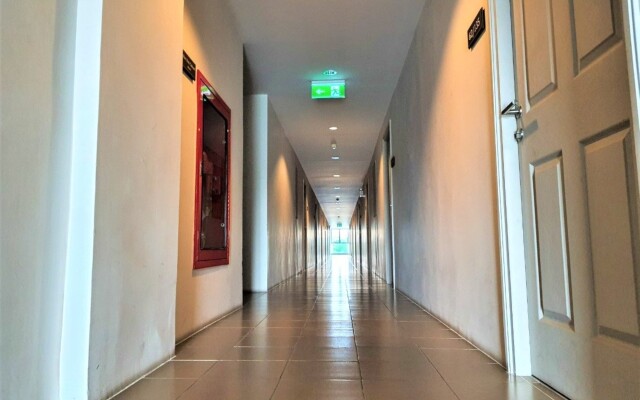 Phuket Service Residence