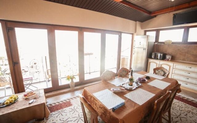 Villa Anticus (Adults Only)