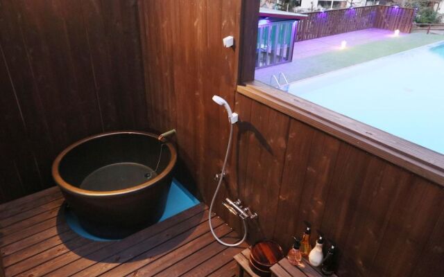 Amis Droles LIBERTY RESORT