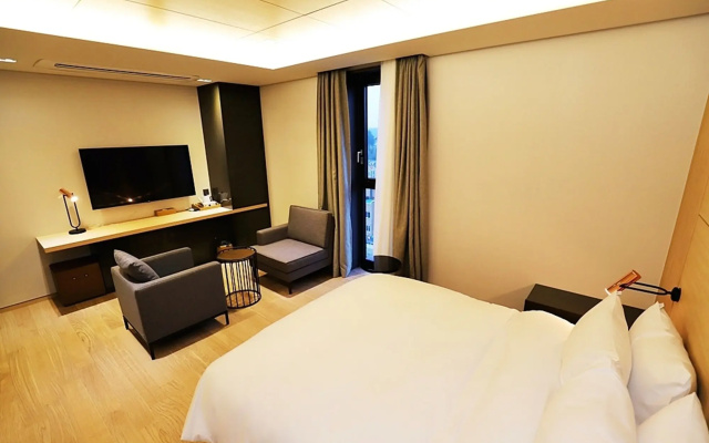 Gangneung Grey Hotel