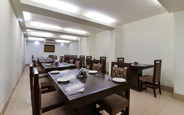 Capital O 3768 Hotel Atithi