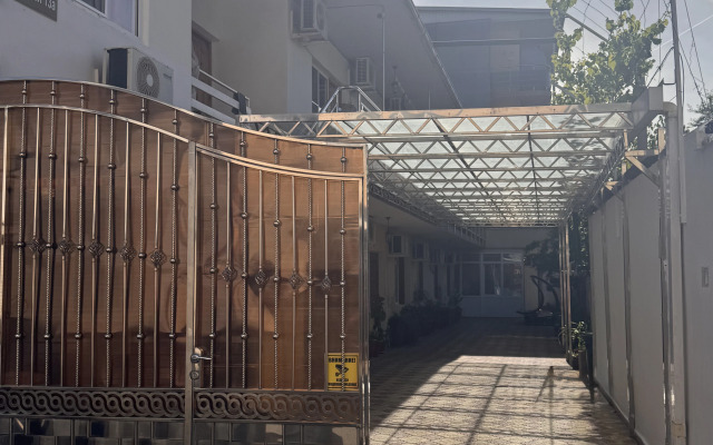 Delfinchik Guesthouse