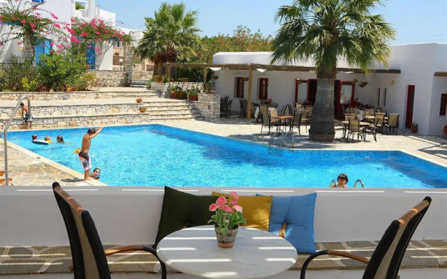 Drios Paros Luxury Hotel